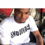 Se trata de Erick Stiven Manzueta Alfonso y/o Stiven Martínez, alias Stiven, de 26 años, quien murió alrededor de las 10:00 de la mañana, de acuerdo a la Policía.