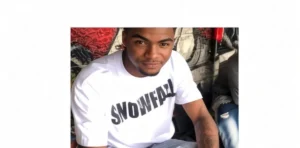 Se trata de Erick Stiven Manzueta Alfonso y/o Stiven Martínez, alias Stiven, de 26 años, quien murió alrededor de las 10:00 de la mañana, de acuerdo a la Policía.