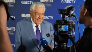 Don Francisco vuelve al estudio de «Sábado Gigante» para unir el ayer y el hoy