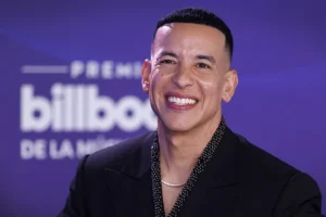 Daddy Yankee explora las diferentes formas de amar en ‘La Postal’, disco que llega el 30 de octubre